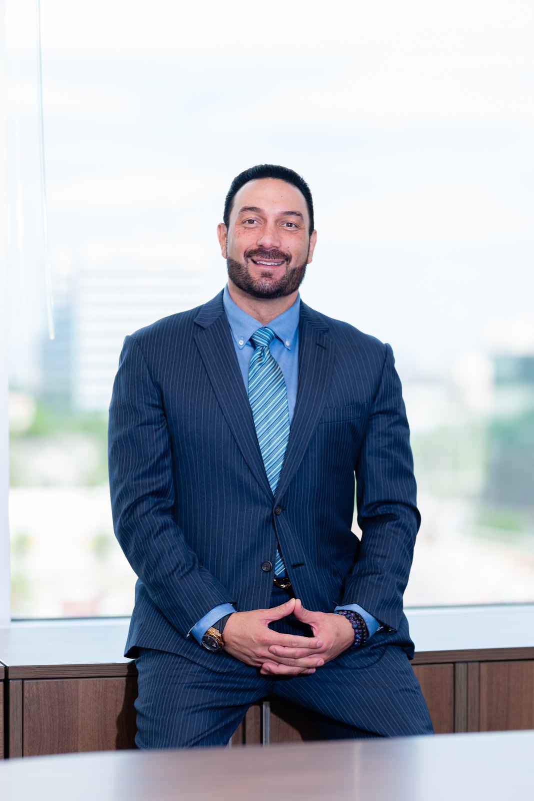 Mark N Noor, commercial real estate sales agent, Coldwell Banker Commercial Universal, Houston